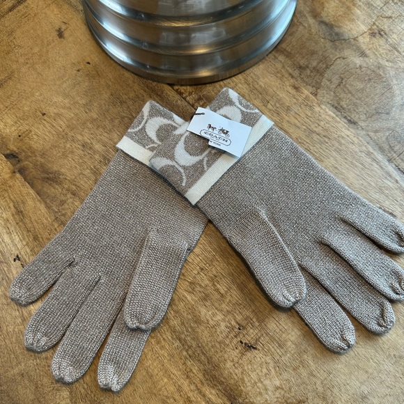 Coach Metalic Gold & Cream Knit Cold-Weather Gloves - Picture 1 of 4